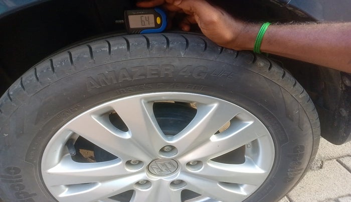 2017 Maruti Ertiga ZXI+, Petrol, Manual, 80,736 km, tyre