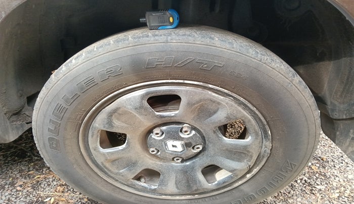 2014 Renault Duster 85 PS RXL DIESEL, Diesel, Manual, 74,716 km, tyre