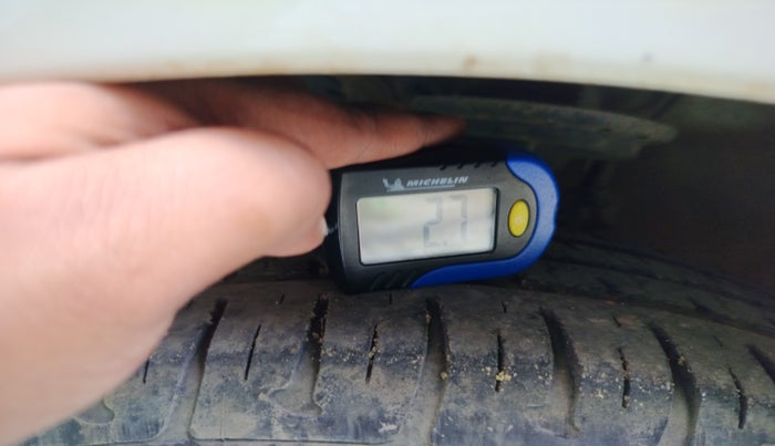 2019 Hyundai Xcent S 1.2, Petrol, Manual, 29,204 km, tyre