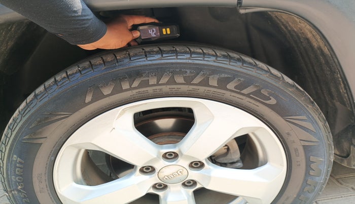 2020 Jeep Compass LONGITUDE (O) 1.4 PETROL AT, Petrol, Automatic, 73,386 km, tyre