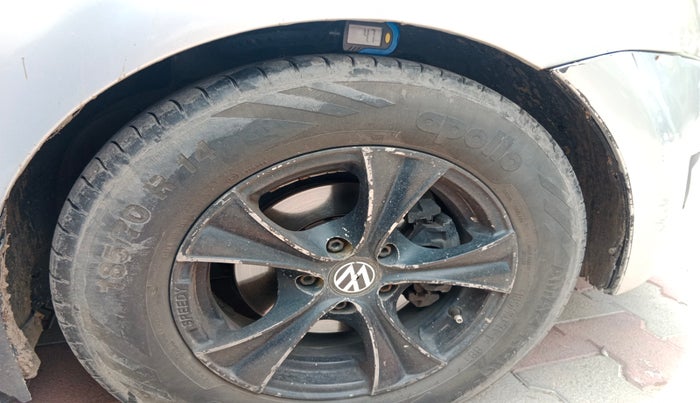 2012 Volkswagen Polo COMFORTLINE 1.2L, Diesel, Manual, 79,252 km, tyre