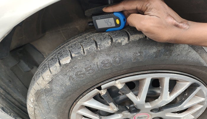2014 Maruti Ritz VXI, Petrol, Manual, 88,800 km, tyre