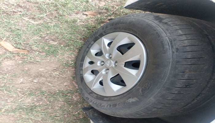 2017 Hyundai Elite i20 SPORTZ 1.2, Petrol, Manual, 78,718 km, tyre