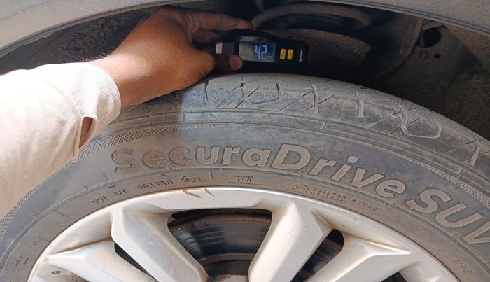 2016 Hyundai Creta SX PLUS 1.6 PETROL, Petrol, Manual, 79,393 km, tyre