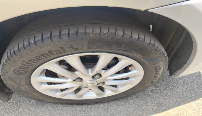 2013 Toyota Etios V SP, Petrol, Manual, 64,658 km, tyre