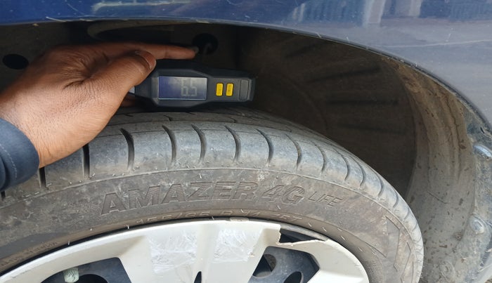 2018 Maruti Wagon R 1.0 VXI AMT, Petrol, Automatic, 87,410 km, tyre