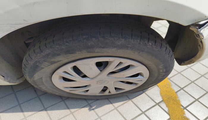 2017 Maruti Swift VDI, Diesel, Manual, 1,47,333 km, tyre