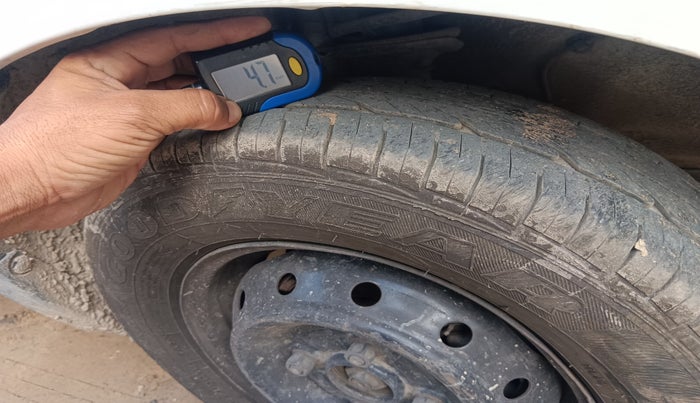 2021 Maruti Alto VXI, Petrol, Manual, 1,58,500 km, tyre