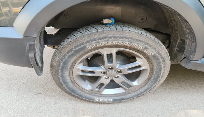 2022 Mahindra Thar LX PETROL HT 4WD AT, Petrol, Automatic, 11,363 km, tyre