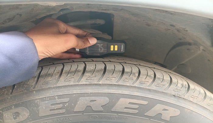 2019 Renault Duster 85 PS RXS MT DIESEL, Diesel, Manual, 96,636 km, tyre