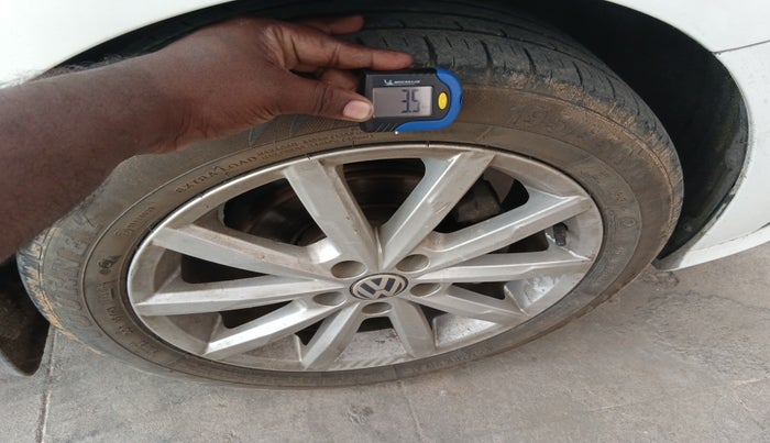 2018 Volkswagen Ameo HIGHLINE1.2L PLUS 16 ALLOY, Petrol, Manual, 67,995 km, tyre