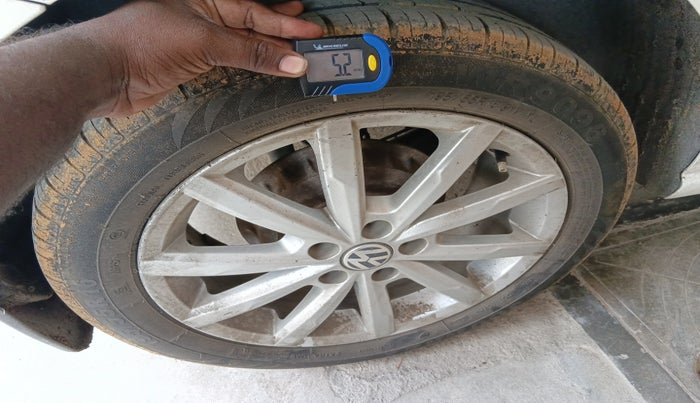 2018 Volkswagen Ameo HIGHLINE1.2L PLUS 16 ALLOY, Petrol, Manual, 67,995 km, tyre