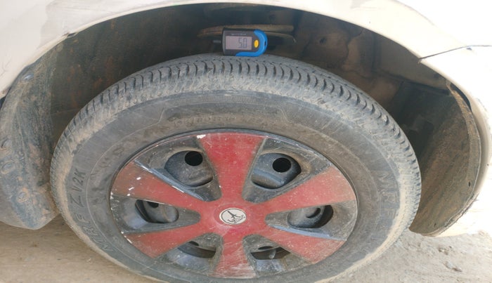 2011 Maruti Swift Dzire VXI, Petrol, Manual, 91,992 km, tyre