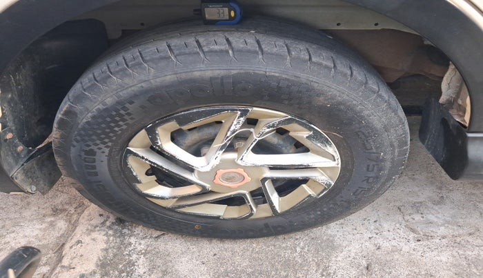 2019 Mahindra Xylo H4 BS IV, Diesel, Manual, 79,096 km, tyre