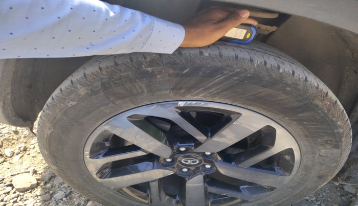 2022 Tata Safari XZ PLUS KAZIRANGA, Diesel, Manual, 1,20,000 km, tyre