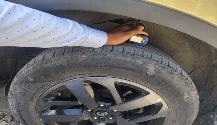 2022 Tata Safari XZ PLUS KAZIRANGA, Diesel, Manual, 1,20,000 km, tyre