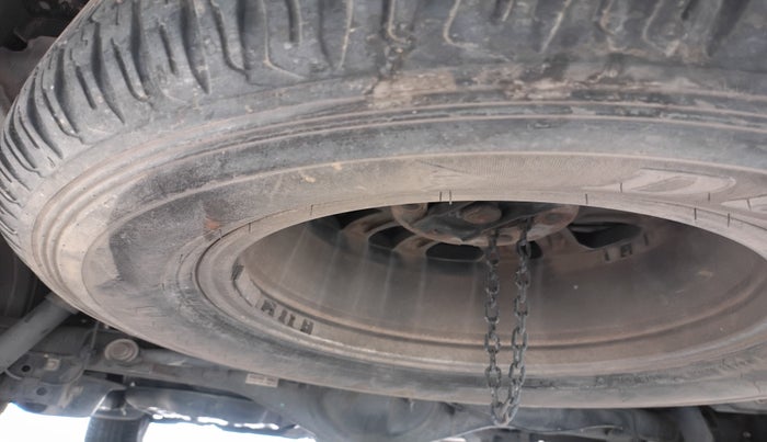 2015 Toyota Fortuner 3.0 SPORTIVO 4X2 AT, Diesel, Automatic, 2,06,954 km, tyre