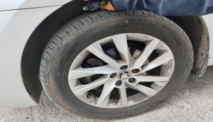 2022 Skoda SLAVIA AMBITION 1.0L TSI AT, Petrol, Automatic, 89,695 km, tyre