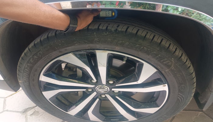 2023 MG HECTOR SAVVY PRO 1.5 TURBO CVT PETROL, Petrol, Automatic, 25,000 km, tyre
