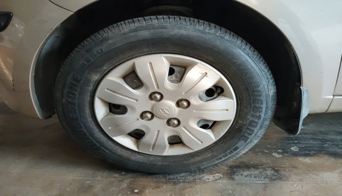 2010 Hyundai i10 SPORTZ 1.2 AT, Petrol, Automatic, 17,042 km, tyre