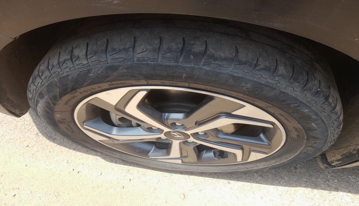 2019 Hyundai Creta SX SPORTS EDITION 1.6 DIESEL, Diesel, Manual, 1,36,392 km, tyre