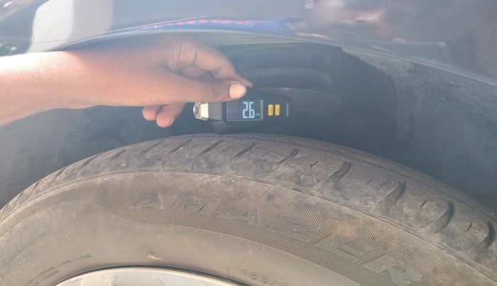 2011 Fiat Grand Punto EMOTION 1.2, Petrol, Manual, 63,868 km, tyre