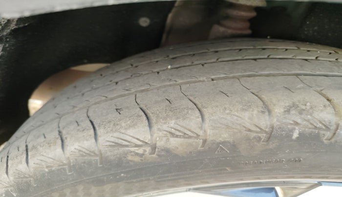 2021 Hyundai ALCAZAR 1.5 SIGNATURE (O) AT 6STR, Diesel, Automatic, 47,331 km, tyre