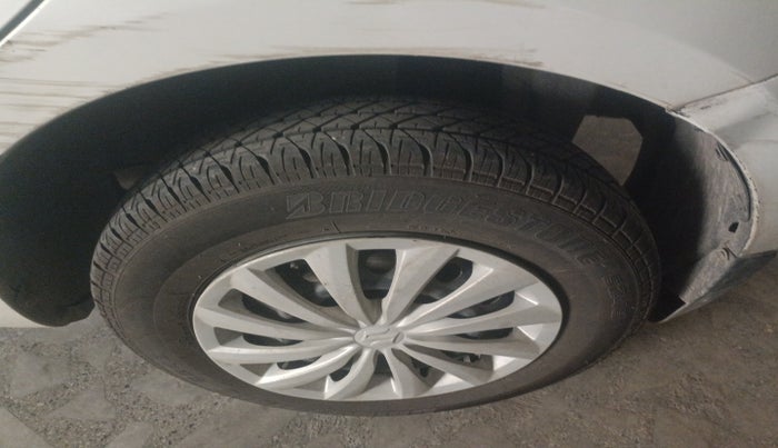 2012 Maruti Swift VDI, Diesel, Manual, 1,67,226 km, tyre