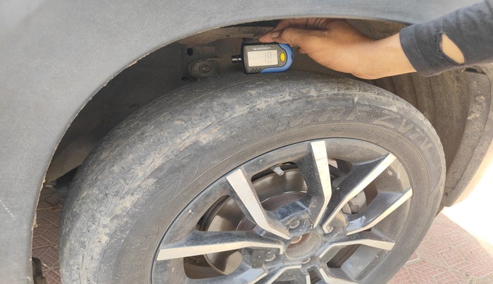 2018 Mahindra KUV 100 NXT K8 P 6 STR, Petrol, Manual, 66,108 km, tyre