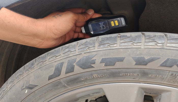 2021 KIA SELTOS HTX 1.5 PETROL, Petrol, Manual, 46,197 km, tyre