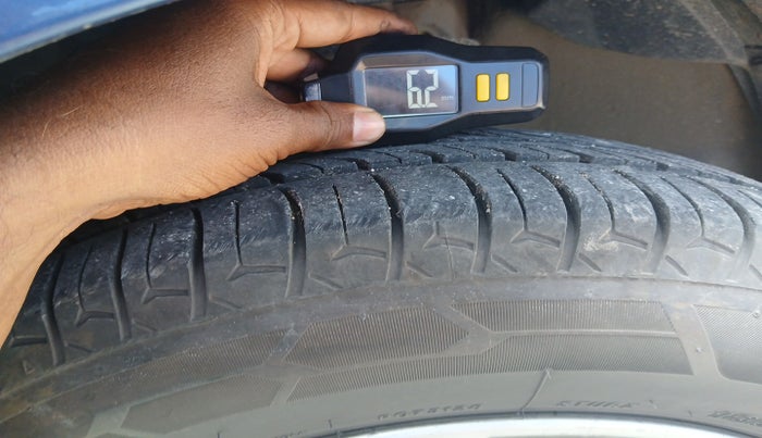 2019 Maruti Ertiga ZXI+ SHVS, Petrol, Manual, 94,569 km, tyre