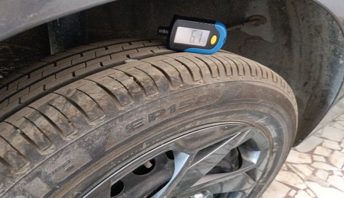 2023 Hyundai NEW I20 MAGNA 1.2 MT, Petrol, Manual, 8,512 km, tyre