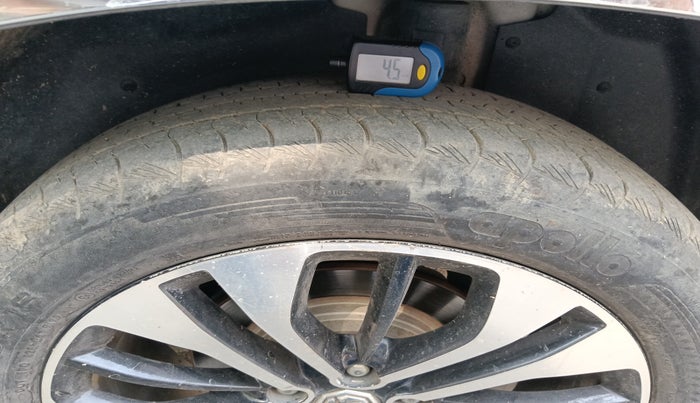 2021 MG HECTOR PLUS SHARP 2.0 DIESEL TURBO MT 6-STR, Diesel, Manual, 1,30,519 km, tyre
