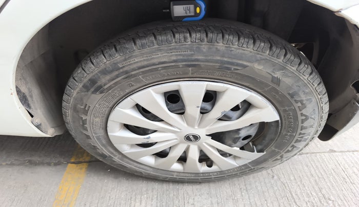 2011 Maruti Swift VDI, Diesel, Manual, 1,90,000 km, tyre