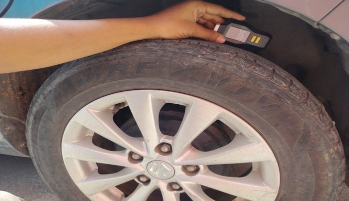 2014 Maruti Ertiga ZDI, Diesel, Manual, 1,30,943 km, tyre