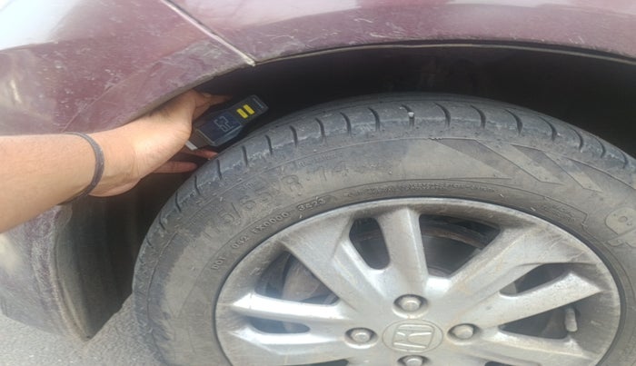 2014 Honda Amaze 1.5L I-DTEC VX, Diesel, Manual, 89,428 km, tyre