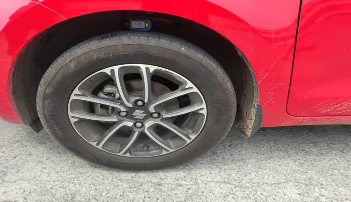 2023 Maruti Swift ZXI PLUS DUAL TONE, Petrol, Manual, 22,567 km, tyre