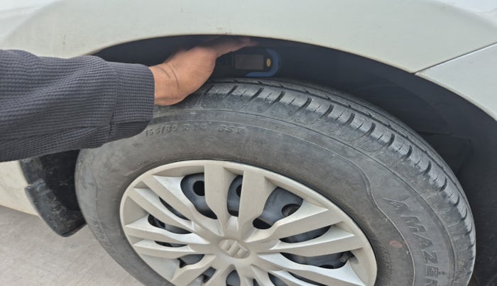 2021 Maruti Dzire VXI, Petrol, Manual, 27,832 km, tyre