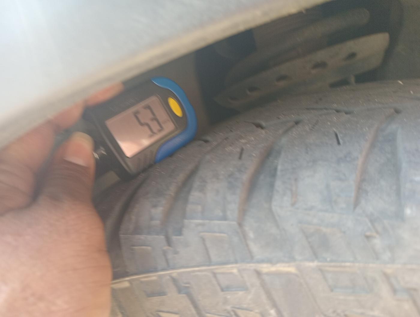 2021 Tata Harrier XT PLUS 2.0L KRYOTEC DARK EDITON, Diesel, Manual, 1,11,462 km, tyre