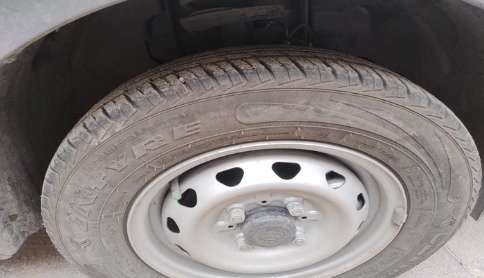 2024 Tata Tiago XE PETROL, Petrol, Manual, 10,907 km, tyre