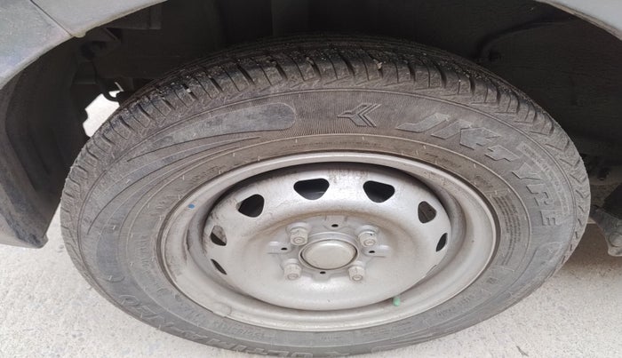 2024 Tata Tiago XE PETROL, Petrol, Manual, 10,907 km, tyre