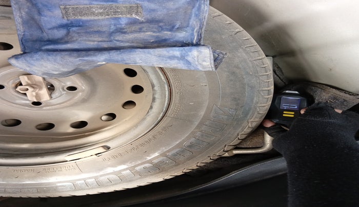 2016 Hyundai Elite i20 SPORTZ 1.2, Petrol, Manual, 64,976 km, tyre