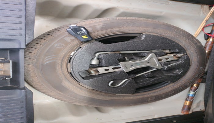 2018 Maruti Vitara Brezza ZDI PLUS, Diesel, Manual, 82,434 km, tyre