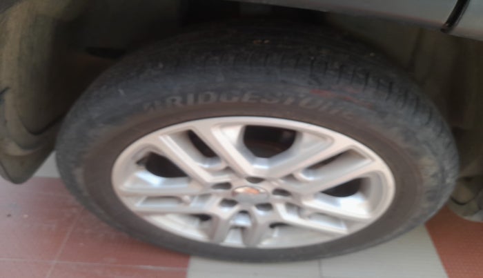 2019 Jeep Compass LIMITED 2.0 DIESEL, Diesel, Manual, 1,01,171 km, tyre