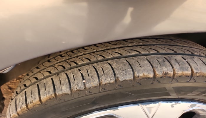 2018 Maruti IGNIS DELTA 1.2, Petrol, Manual, 1,05,037 km, tyre