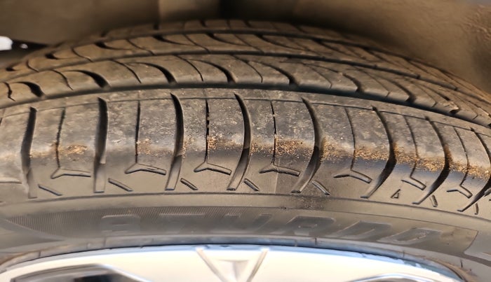 2018 Maruti IGNIS DELTA 1.2, Petrol, Manual, 1,05,037 km, tyre