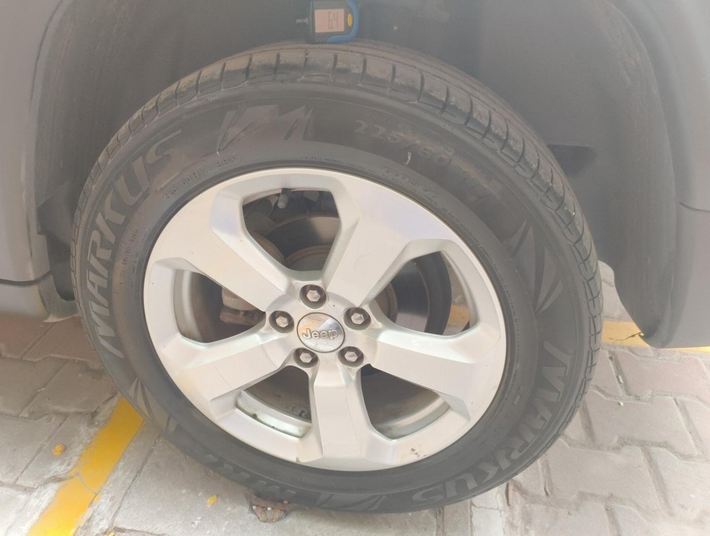 2017 Jeep Compass LONGITUDE (O) 2.0 DIESEL, Diesel, Manual, 82,516 km, tyre