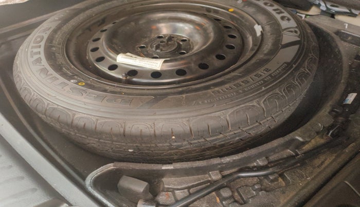 2017 Jeep Compass LONGITUDE (O) 2.0 DIESEL, Diesel, Manual, 82,516 km, tyre