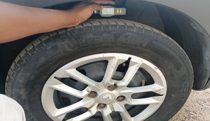 2019 Renault TRIBER RXL MT, Petrol, Manual, 35,801 km, tyre