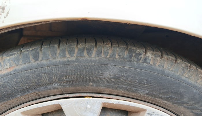 2012 Chevrolet Spark LT 1.0, Petrol, Manual, 59,392 km, tyre